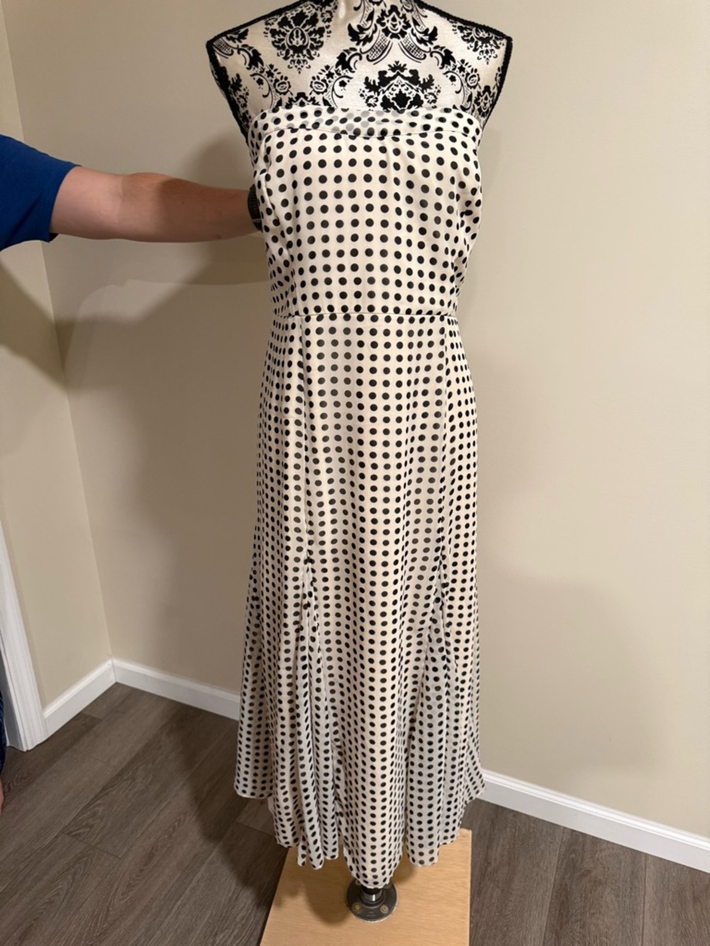 Abercrombie and Fitch Polka Dot Strapless Dress - Picture 4 of 6